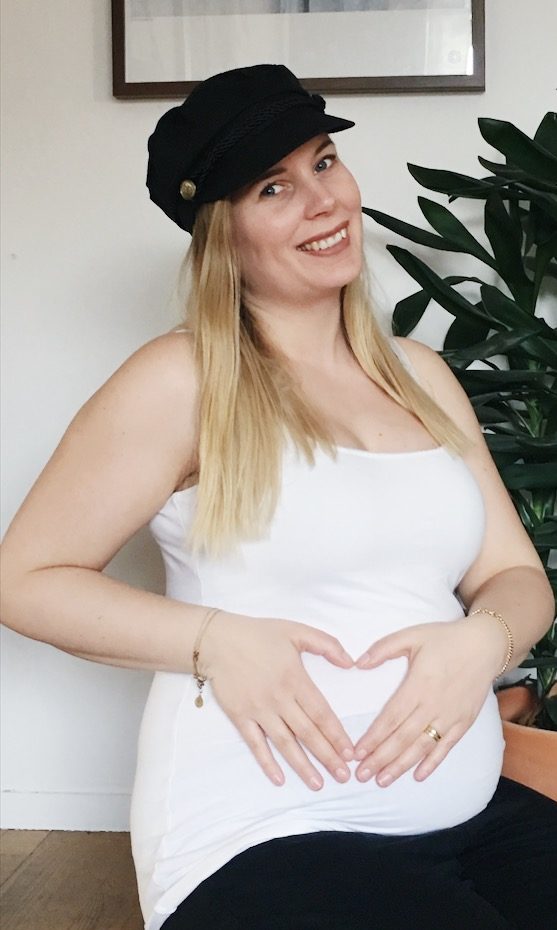 Skepparmössa gravid vecka 18